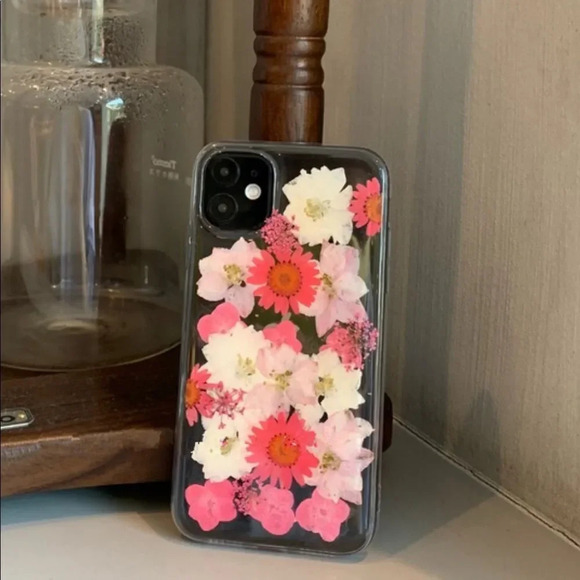 NEW! Urban Outfitters Recover Pink Pressed Flowers iPhone Case / XR - Picture 5 of 6